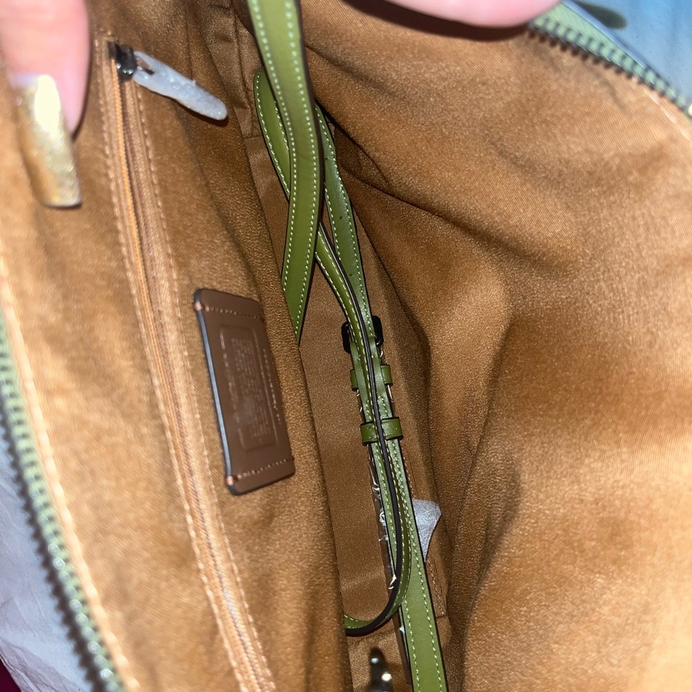 Coach Purse - Picture 4 of 6